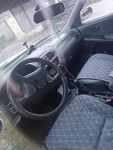 toyota cr: Mazda 626: 2000 г., 2 л, Механика, Бензин, Универсал — 6