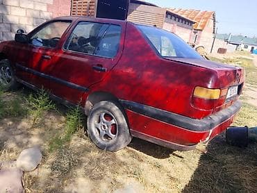 step rf3: Volkswagen Vento: 1993 г., 1.8 л, Механика, Седан — 6