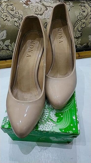 Туфли 34 размер молочный качество супер 2000 сом