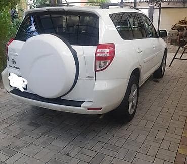 4 4: Toyota RAV4: 2010 г., 2.5 л, Автомат, Бензин, Кроссовер — 1