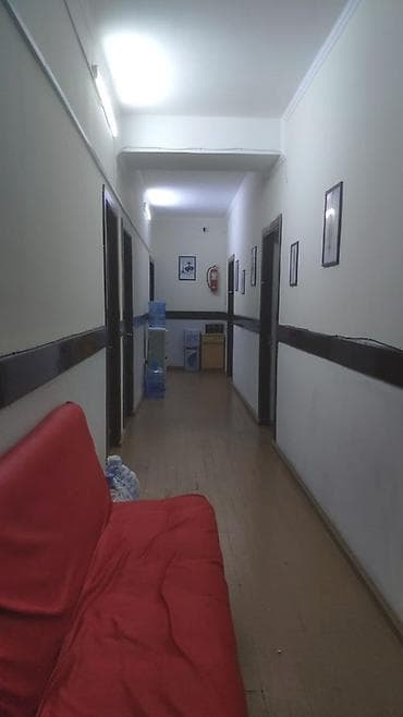 улан мкр: Продажа офисов 152 м², С ремонтом, С мебелью, Административное здание, 4 этаж — 2