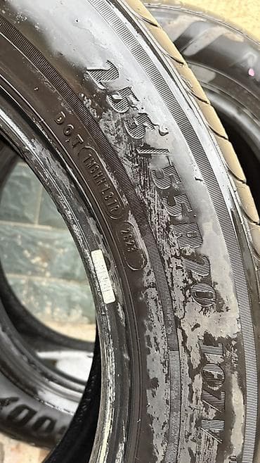 20: Комплект шин Goodyear Assurance - Размер: 255/55 R20 - Индекс — 2