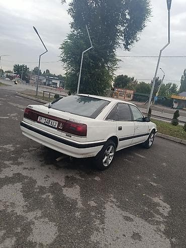 mazda 2: Mazda 626: 1990 г., 2 л, Механика, Бензин, Хэтчбэк — 2