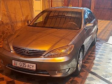 Toyota Camry: 2005 г., 2.4 л, Автомат, Бензин, Седан