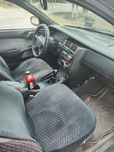 keyless go: Toyota Carina E: 1995 г., 1.6 л, Механика, Бензин, Хэтчбэк — 8