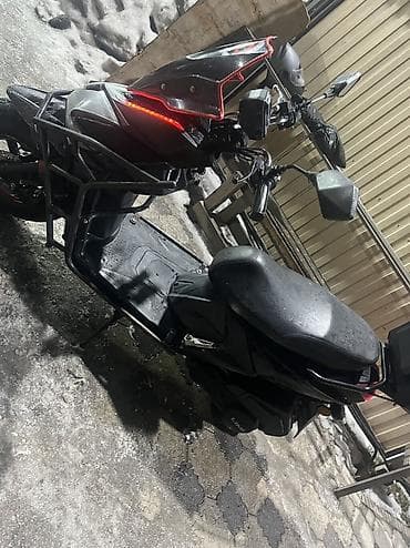 hero 9: Тип скутера 150 куб. см, Бензин — 7