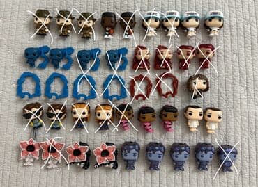 набор фишек для покера: Продаю фигурки Киндер Джой Очень Странные Дела Векна, Эрика — 80 сом — 1