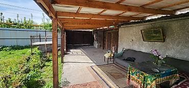 ик дом: Продаю дом в Бишкеке. уч. 7 соток. дом 100 м².120'000 $ . по ул.Фучика — 4