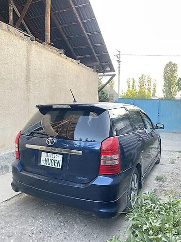 Toyota WISH: 2004 г., 1.8 л, Автомат, Бензин, Минивэн — 5