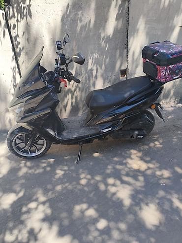 Макси-скутер Yamaha, 150 куб. см, Бензин, Колдонулган — 2