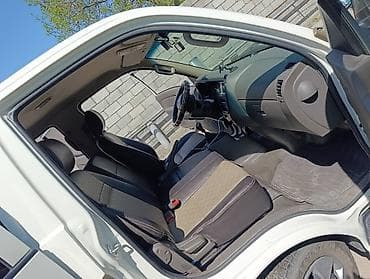 faw j7: Легкий грузовик, Hyundai, Дубль, 3 т, Б/у — 5
