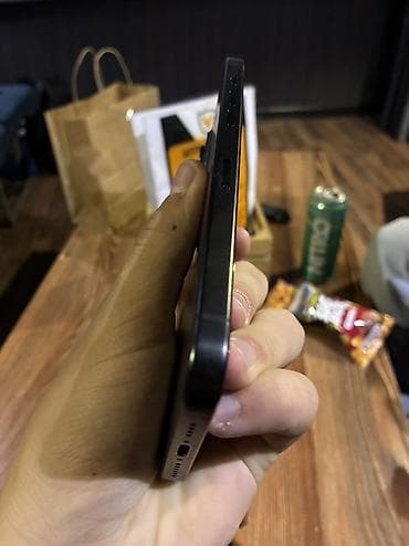 iphone 22: IPhone 15 Pro Max, Б/у, 256 ГБ, Black Titanium, Кабель, Зарядное устройство, Наушники, 85 % — 5