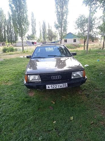 bvd e2: Audi 100: 1984 г., 2 л, Механика, Бензин, Седан — 6