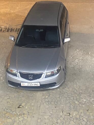 капот на акорд: Honda Accord: 2002 г., 2.4 л, Автомат, Бензин, Универсал — 2