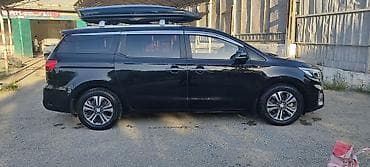 Kia Carnival: 2018 г., 2.2 л, Автомат, Бензин, Минивэн