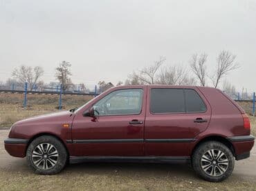 Транспорт: Volkswagen Golf: 1992 г., 1.8 л, Механика, Бензин, Хэтчбэк — 5