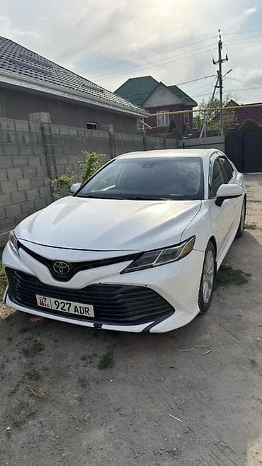Toyota Camry: 2020 г., 2.5 л, Автомат, Бензин, Седан