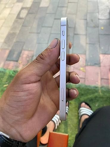 m4 max: IPhone 13 mini, 256 ГБ, Серебристый — 2