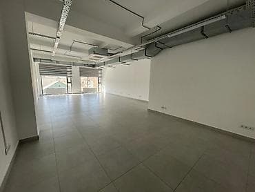 карасаев: Кеңселерди ижаралоо, 72 м², Бизнес борборунда, Өзүнчө ашканасы менен — 2