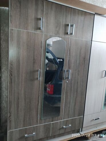 шкаф 3 дверные: Новый шкаф трехдверный 
Российский ламинат
В наличии есть расцветки — 6