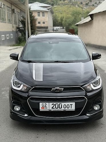 Chevrolet Spark: 2017 г., 1 л, Автомат, Бензин, Хэтчбэк