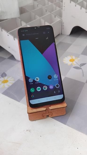 Realme C3, Б/у, 64 ГБ, цвет - Красный, 2 SIM — 3