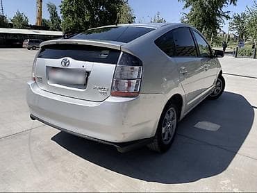 Продажа авто: Toyota Prius: 2005 г., 1.8 л, Вариатор, Гибрид, Хэтчбэк — 4
