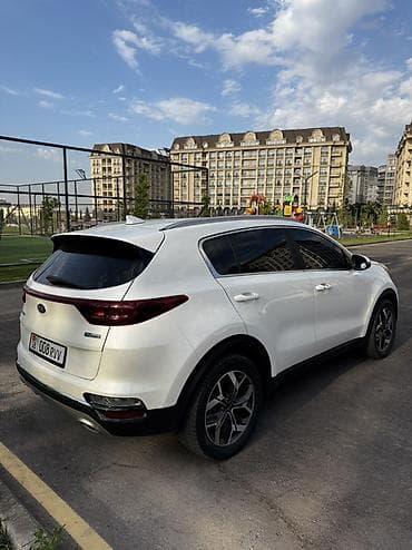 golf 2: Kia Sportage: 2018 г., 2 л, Автомат, Дизель, Кроссовер — 4