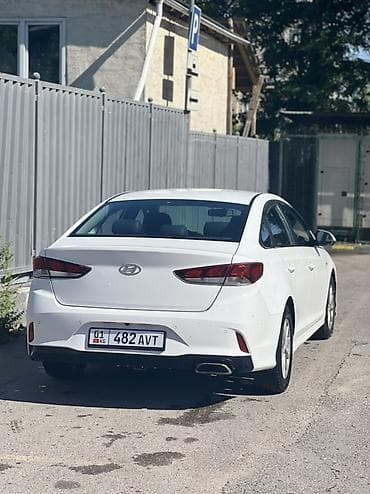 Продажа авто: Hyundai Sonata: 2018 г., 2 л, Автомат, Бензин, Седан — 3