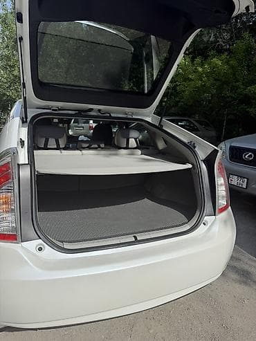приус 2018: Toyota Prius: 2015 г., 1.8 л, Автомат, Гибрид, Хэтчбэк — 7