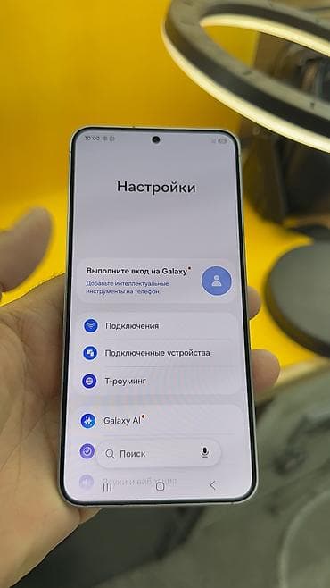 microsoft surface: Samsung Galaxy S25, Б/у, 256 ГБ, 1 SIM, eSIM — 10