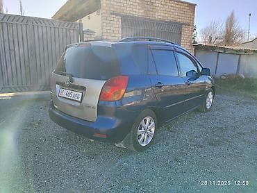 салон автомобиля: Toyota Corolla Spacio: 2003 г., 1.8 л, Автомат, Бензин, Минивэн — 2