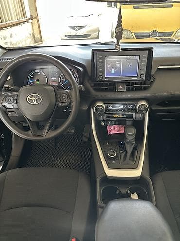 матиз 2 дверь: Toyota RAV4: 2021 г., 2.5 л, Вариатор, Гибрид, Кроссовер — 9