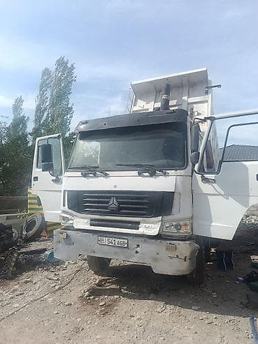 jac js6: Грузовик, Howo, Стандарт, Б/у — 1