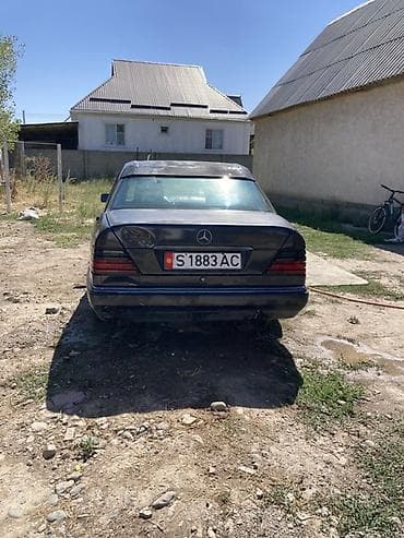 мереседес 124: Mercedes-Benz W124: 1993 г., 2.2 л, Механика, Бензин, Седан — 4