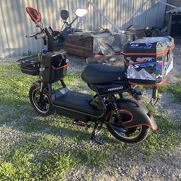 маленький дрон: Электроскутер Drongo — городской транспорт с расширенной комплектацией — 3