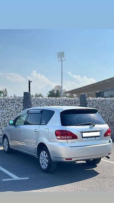 Toyota Ipsum: 2003 г., 2.4 л, Автомат, Бензин, Вэн/Минивэн — 6
