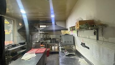 Бизнес үчүн жабдуулар: Бизнес сатуу Фастфуд : Шаурма, Төмөнкүлөр менен бирге: Кардарлар жана жеткирүүчүлөр базасы, Жабдуулар жана эмерек, Товардык запастар — 3