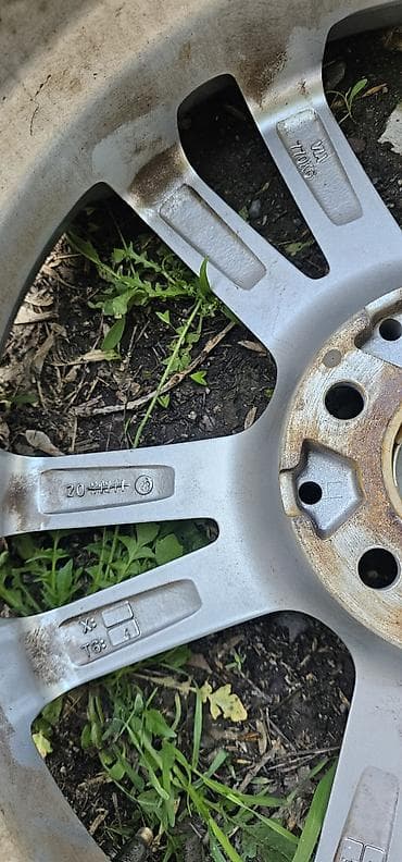 диски на вольво: Литые Диски R 18 Комплект, отверстий - 5, Б/у — 5