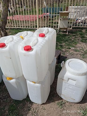 5 литровые бутылки: Канистра — 5