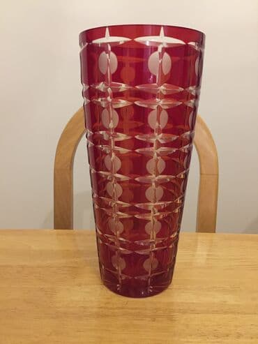 Ваза БогемияЧехословакиявремён СССР в идеальном состоянии at lalafo.kg Ваза БогемияЧехословакиявремён СССР в идеальном состоянии