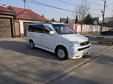 Honda Stepwgn: 2001 г., 2 л, Автомат, Бензин, Минивэн