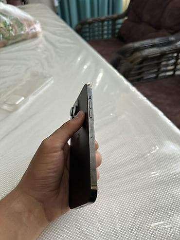 iphone d: IPhone 14 Pro Max, Б/у, 256 ГБ, Черный, Защитное стекло, Чехол, 80 % — 3