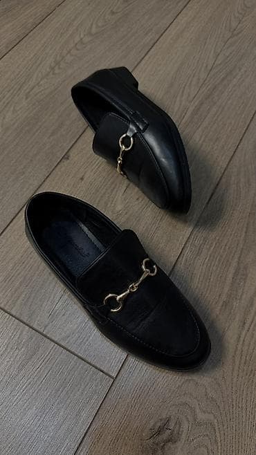 платья скимс: Цена за 2 Женская обувь, черный цвет — две модели на выбор: 1) — 1