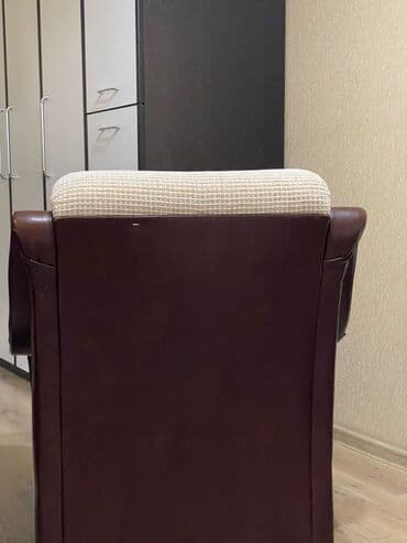 купить стулья бу: Продаю кресло, кожа хорошем состоянии — 5