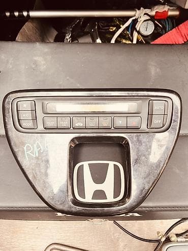 Детали салона: Блок климат контроля Honda 2002 г., Б/у, Оригинал — 2