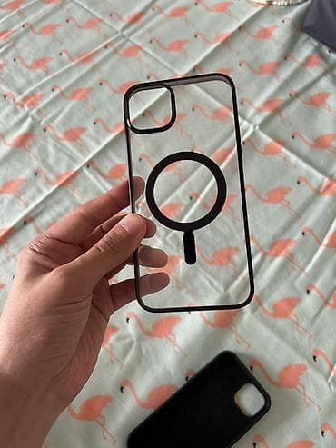 Продаю 2 новых чехла на iPhone 14 Plus. Цена за все 350 сом. 1 чехол с