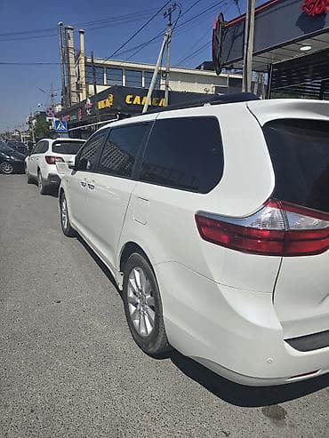 р18 235 55: Toyota Sienna: 2016 г., Минивэн — 2