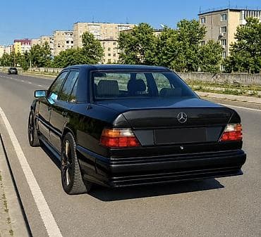 салон сиденья на мерседес 124: Mercedes-Benz W124: 1993 г., Механика, Бензин, Седан — 3