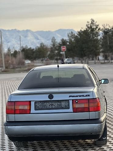 w124 2 2: Volkswagen Passat: 1994 г., 1.8 л, Механика, Газ, Седан — 6